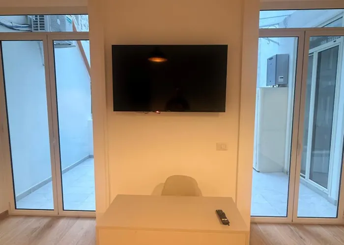 게스트하우스 Salvator Rosa 67 3*