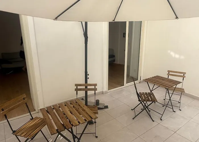 Salvator Rosa 67 3* 나폴리