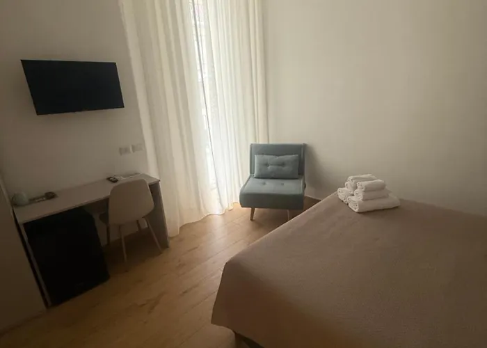 Salvator Rosa 67 나폴리