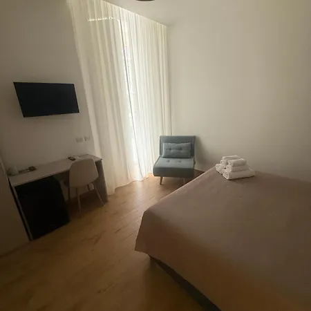 Salvator Rosa 67 Napoli